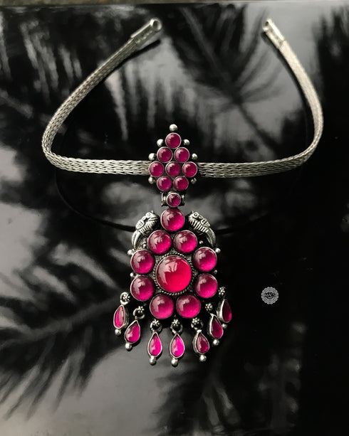 kemp choker necklace