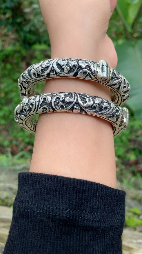 Intricate Chitai work Kada handcrafted in 925 pure silver