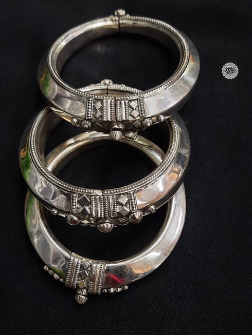 pure silver hand kada bangles designs with price