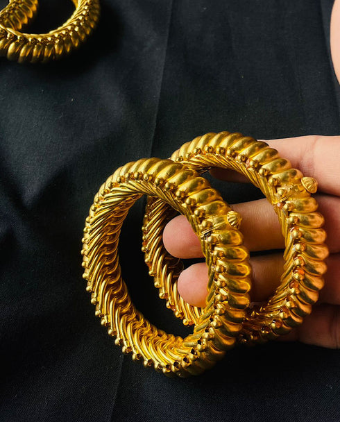 Gold plated sutlada kada