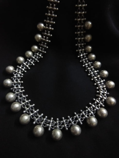 Tribal silver ball necklace
